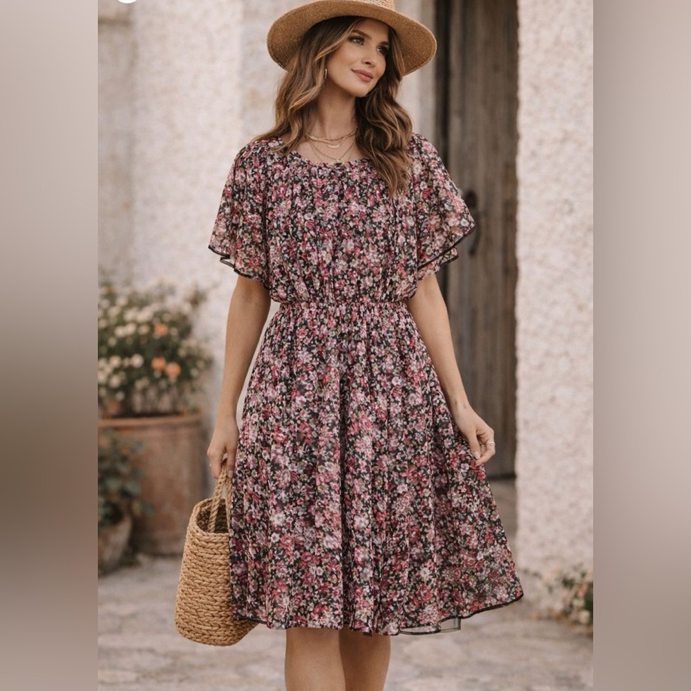 NWT. Mangano, women’s Floral Dress‎ Abito Babydolls, Size:46 US: M (Runs Small)